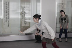 安田女子大学　書道学科さんに体験してもらいました。